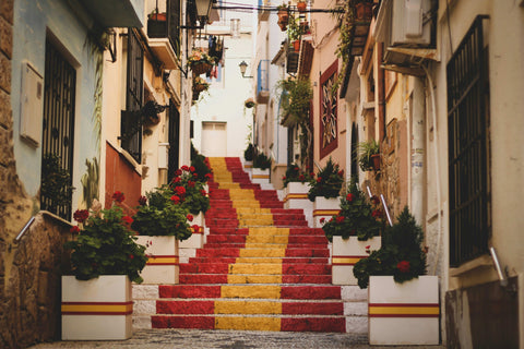 EC eSIM Spain data plan — reliable 4G LTE and no roaming fees for tourists in Spain.